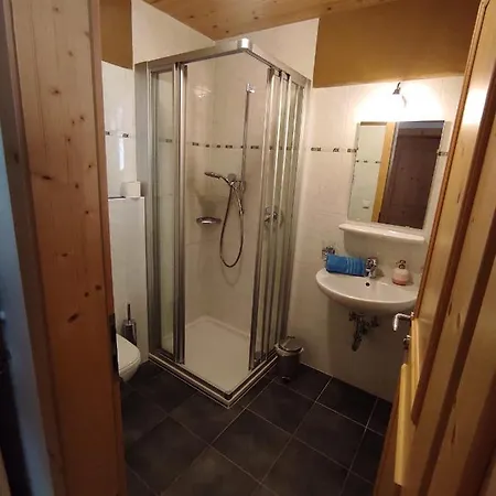 Fluenerhof Apartment *